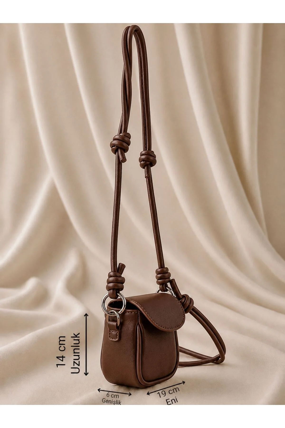 Düğüm Detay Askılı Kadın A Kalite Çapraz Çanta Ölçü Uzunluk 14 cm Eni 19 cm Genişlik 6 cm