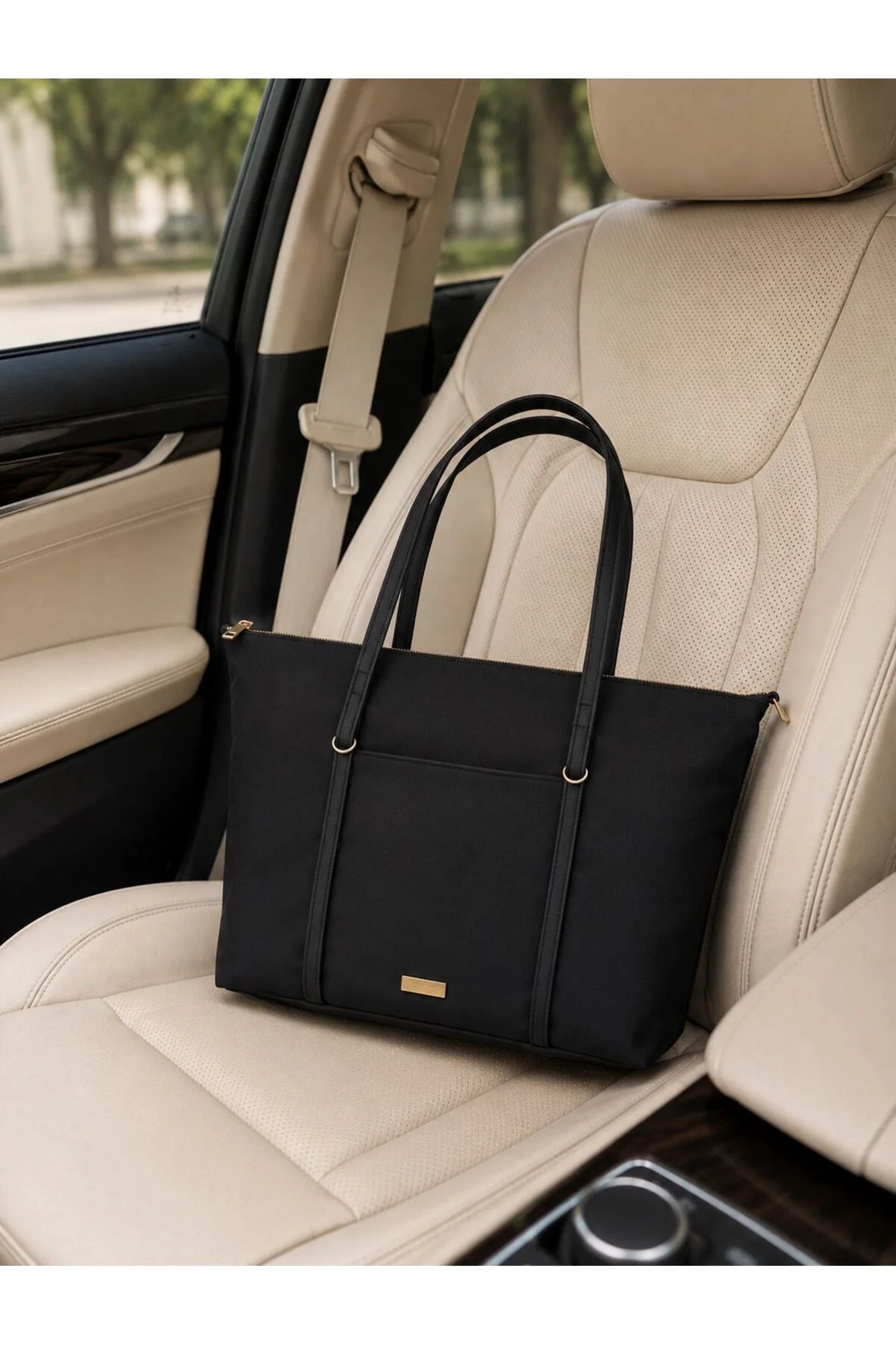 Modern Premium Siyah Kadın Tote Omuz Çantası - Geniş İç Hacimli Günlük Ölçü uzunluk3 2 cm Eni 42 cm Genişlik 8cm