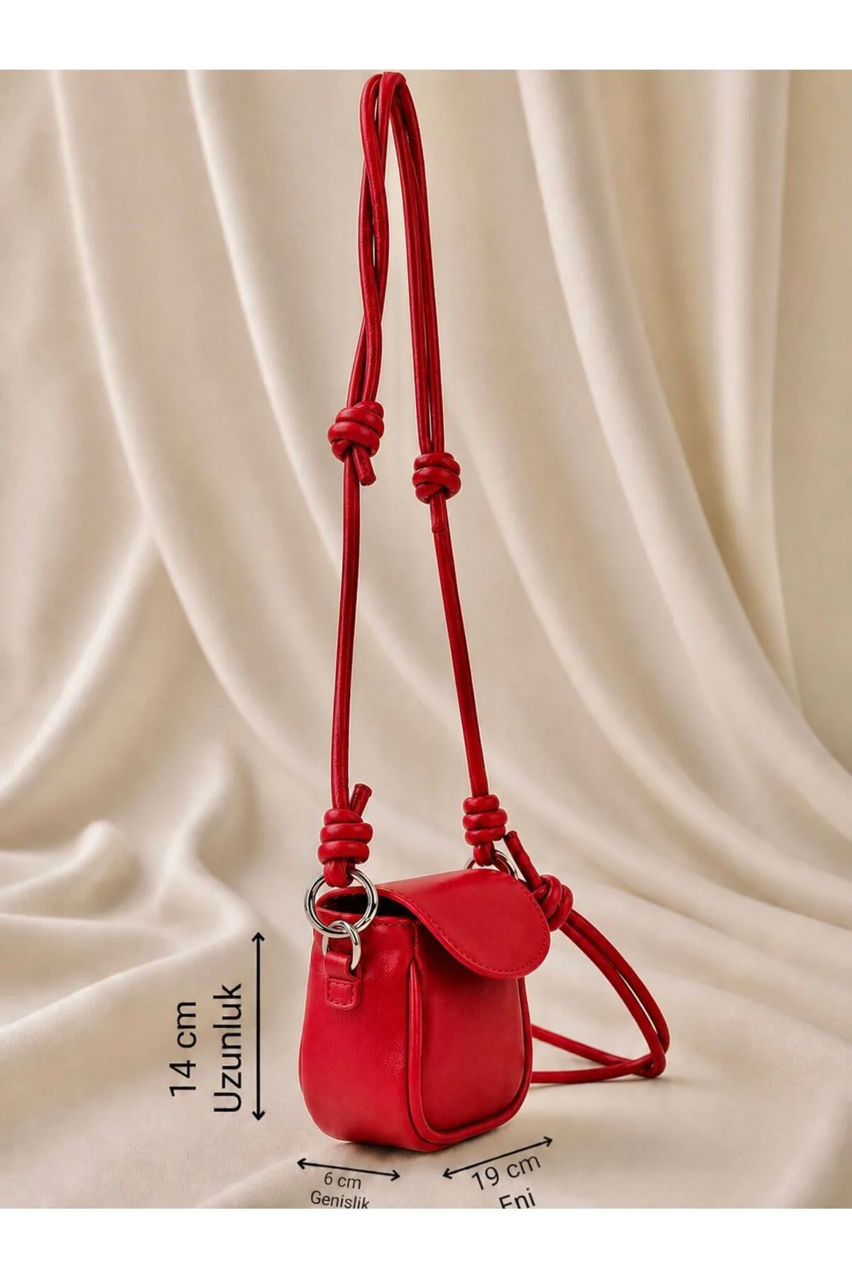 Düğüm Detay Askılı Kadın A Kalite Çapraz Çanta Ölçü Uzunluk 14 cm Eni 19 cm Genişlik 6 cm