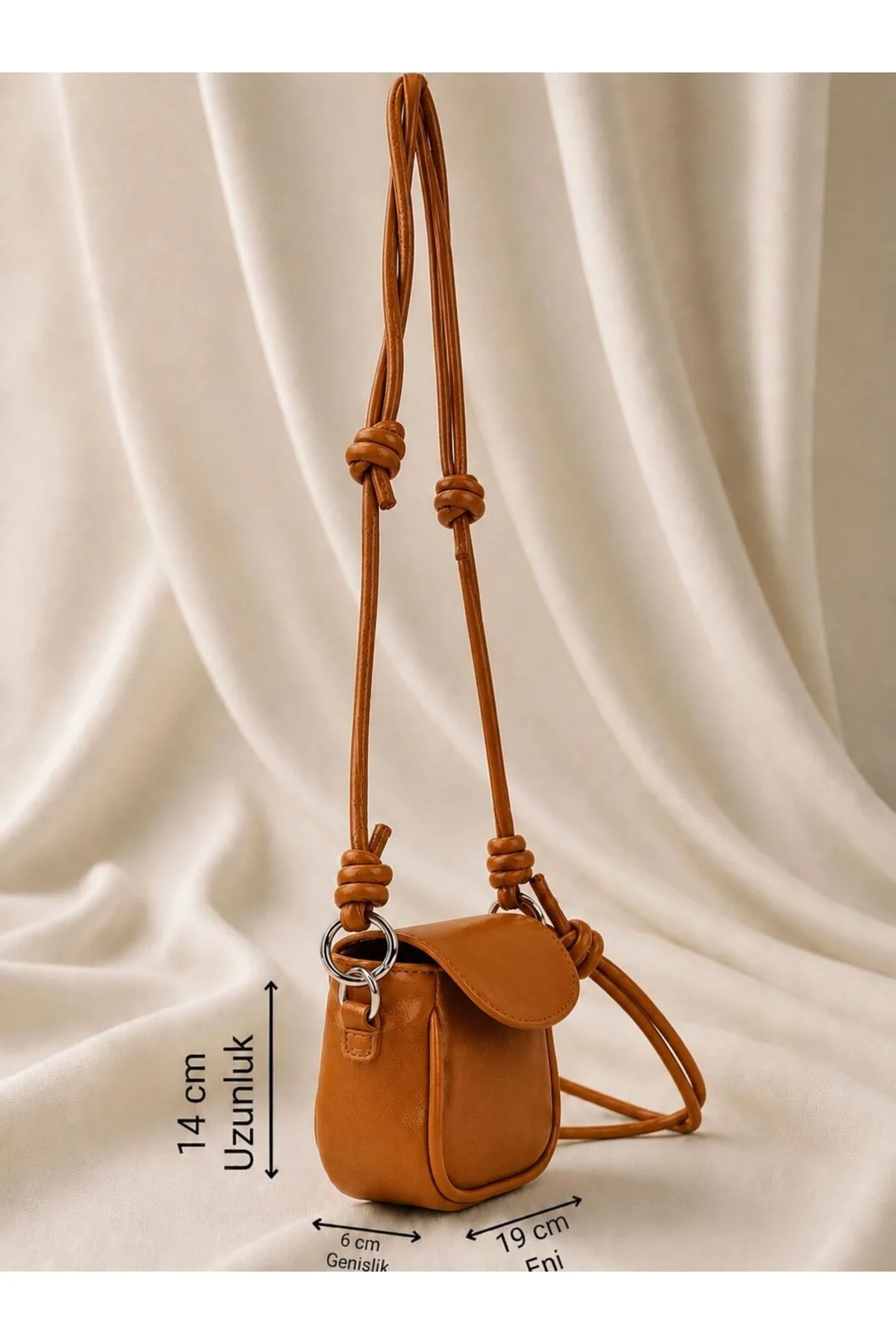 Düğüm Detay Askılı Kadın A Kalite Çapraz Çanta Ölçü Uzunluk 14 cm Eni 19 cm Genişlik 6 cm